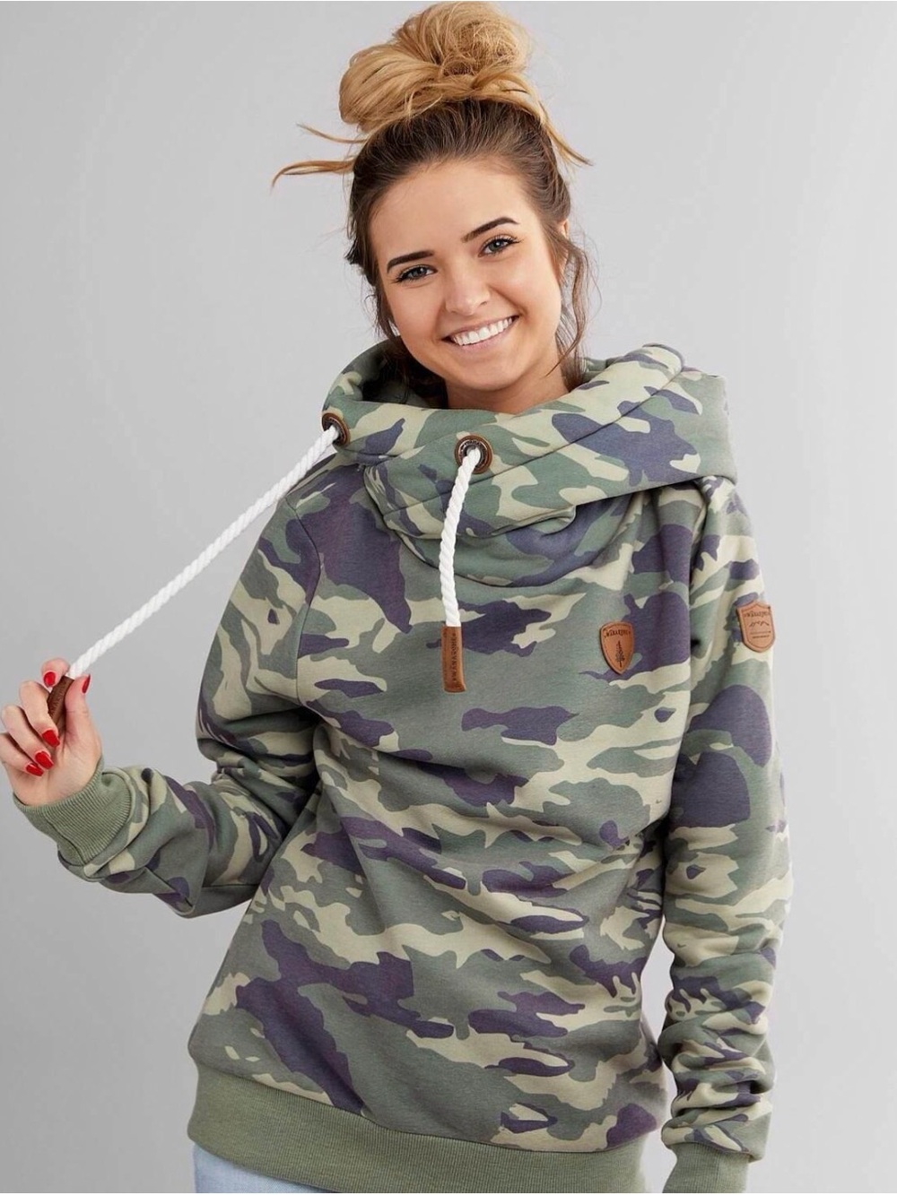 Wanakome Green Olive Camo Funnel Neck Hoodie